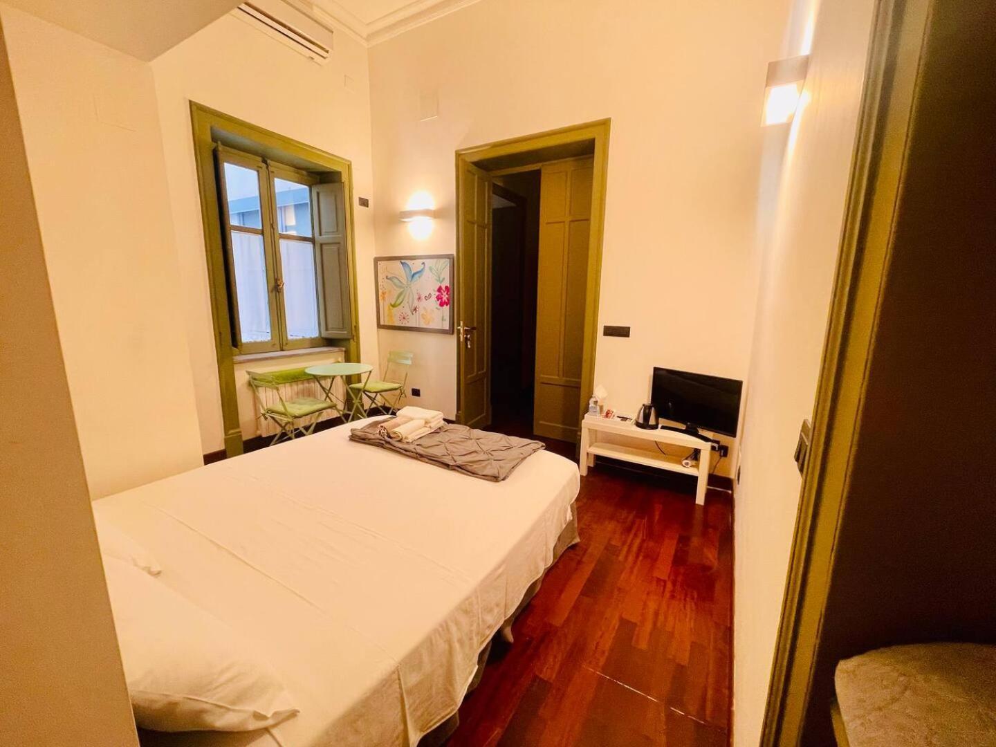 Baru'S House Hotel ปาแลร์โม ภายนอก รูปภาพ